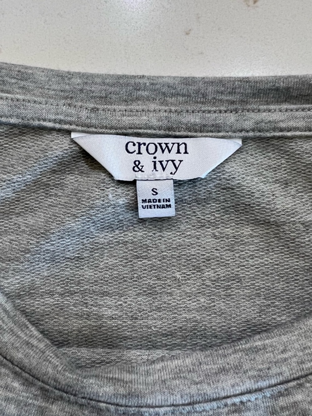 Crown & Ivy Heather Gray Ruffle Sleeve Top Ric Rac Trim Small - Picture 4 of 8